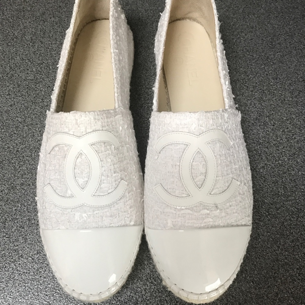 CHANEL espadrilles sz 41 new